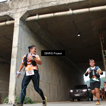 Runner Photo 8887292