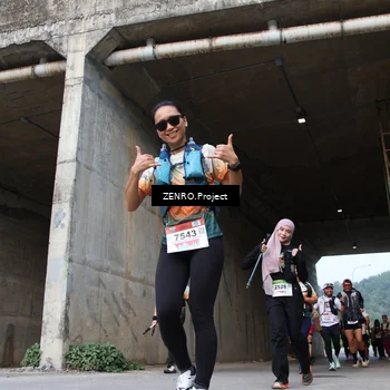 Runner Photo 8887339