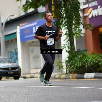 Runner Photo 8887375