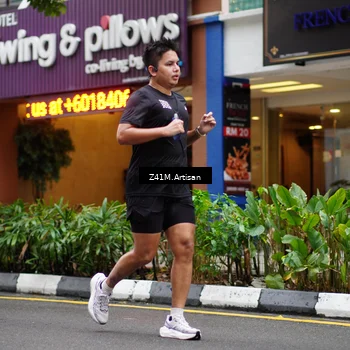 Runner Photo 8887385