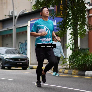 Runner Photo 8887393