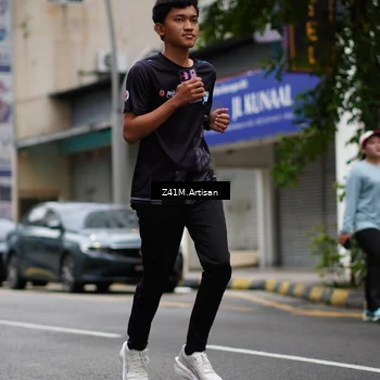 Runner Photo 8887399