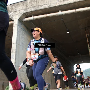 Runner Photo 8887453
