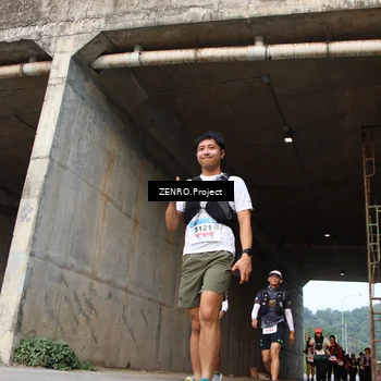 Runner Photo 8887487