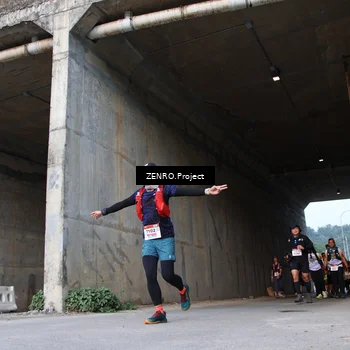 Runner Photo 8887508