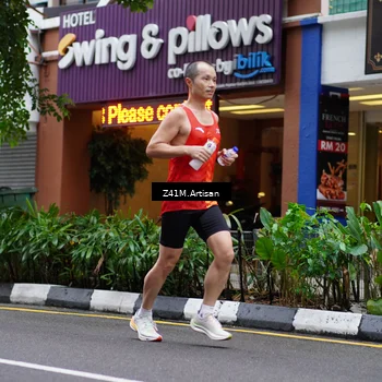 Runner Photo 8887512