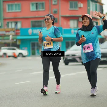 Runner Photo 8887521