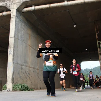 Runner Photo 8887589