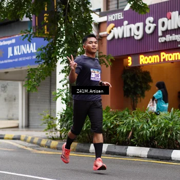 Runner Photo 8887605