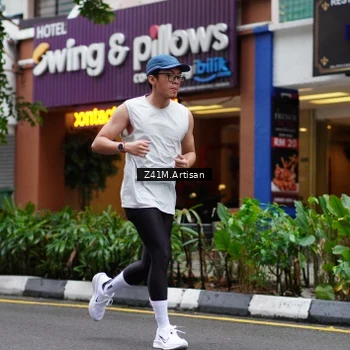 Runner Photo 8887654