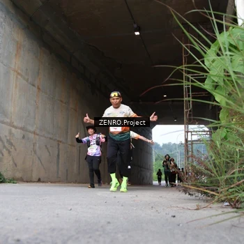 Runner Photo 8887655