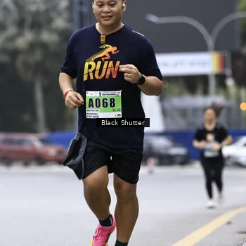 Runner Photo 8887673