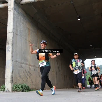 Runner Photo 8887676