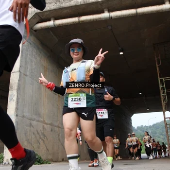 Runner Photo 8887714