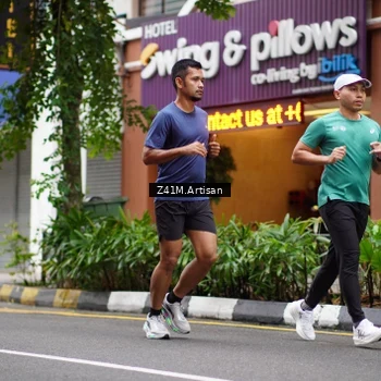 Runner Photo 8887732