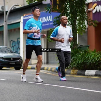 Runner Photo 8887743