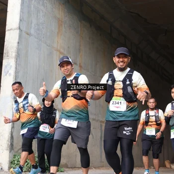 Runner Photo 8887757