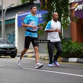 Runner Photo 8887758