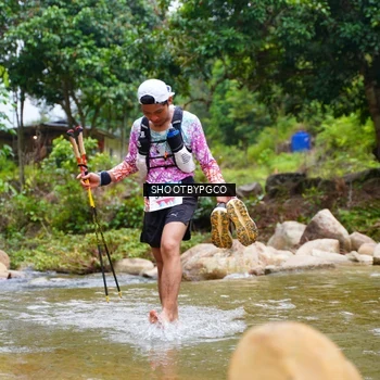 Runner Photo 8887792