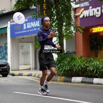 Runner Photo 8887807