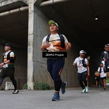 Runner Photo 8887816