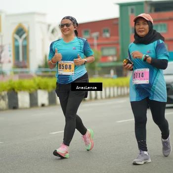 Runner Photo 8887908