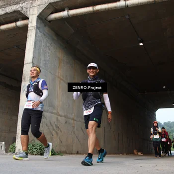 Runner Photo 8887926
