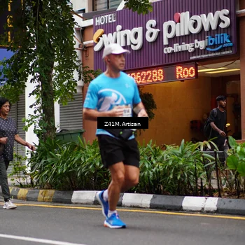 Runner Photo 8887975