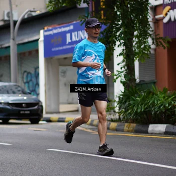 Runner Photo 8888016