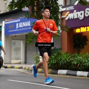 Runner Photo 8888029