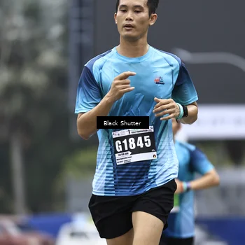 Runner Photo 8888035
