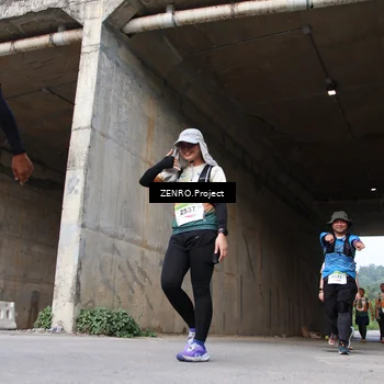 Runner Photo 8888117