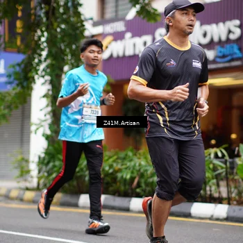 Runner Photo 8888131