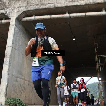 Runner Photo 8888146