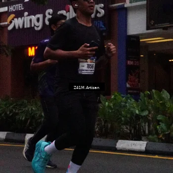 Runner Photo 8888149