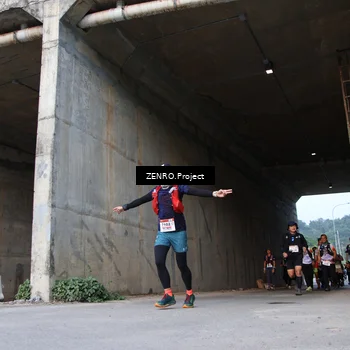 Runner Photo 8888184