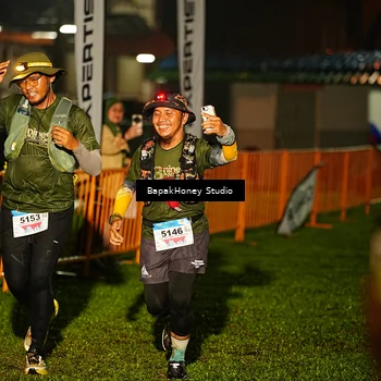Runner Photo 8888190