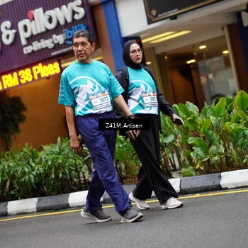 Runner Photo 8888235