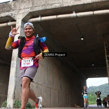 Runner Photo 8888375