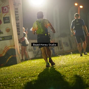 Runner Photo 8888400