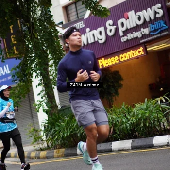 Runner Photo 8888402