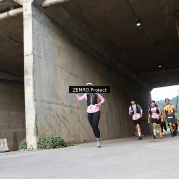 Runner Photo 8888404