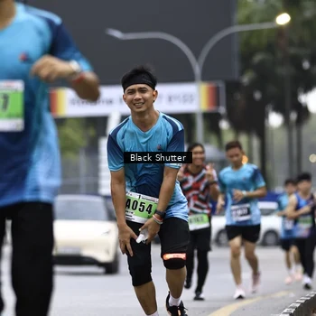 Runner Photo 8888411