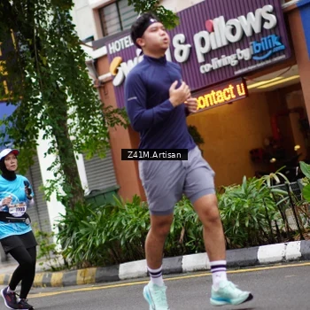 Runner Photo 8888428