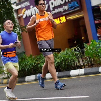 Runner Photo 8888474