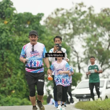 Runner Photo 8888520