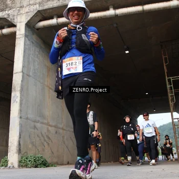 Runner Photo 8888521