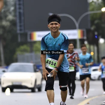 Runner Photo 8888550