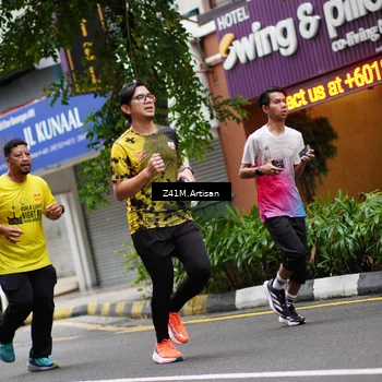 Runner Photo 8888606