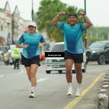 Runner Photo 8888671